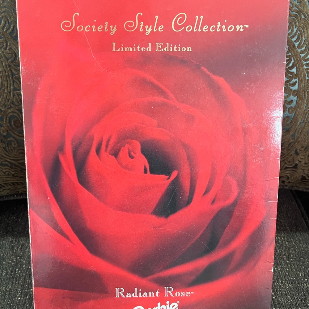 Barbie Society Style Collection Red Rose Decor NIB